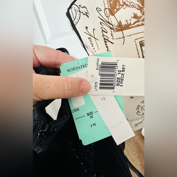 Women’s Business Blazer & Skirt Set, by London Times - Picture 11 of 11